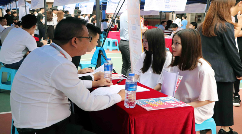 2019年华成校园招聘会