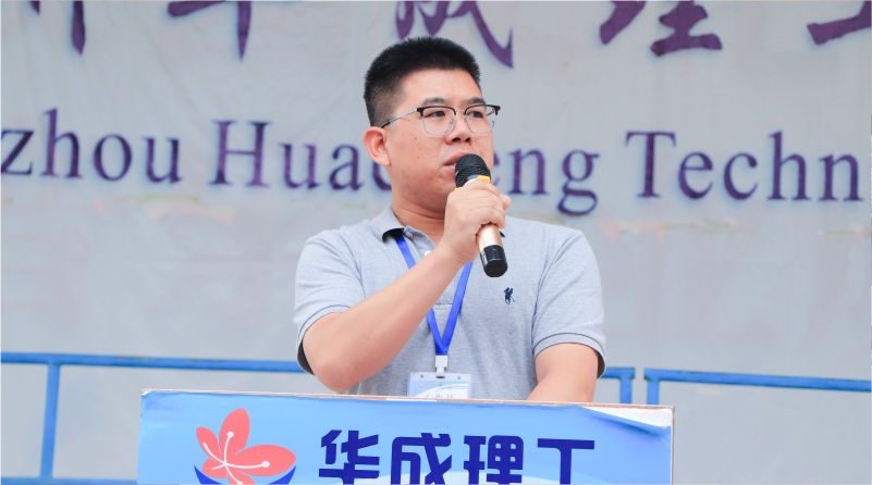 华成职校开展应急避险安全演练.jpg